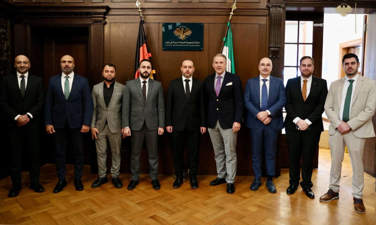 رحّال يبحث مع دويتشه بان فرص التعاون لتطوير قطاع السكك الحديدية في سورية