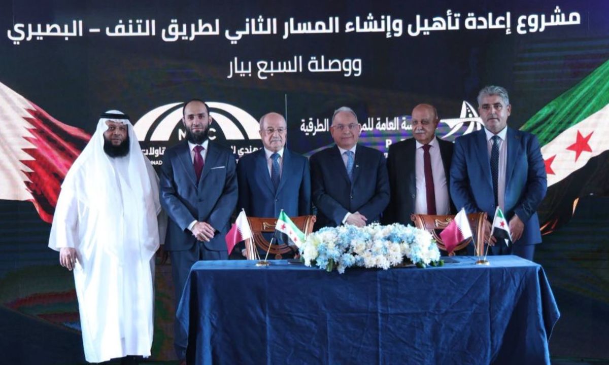 بـ147 مليون دولار.. سورية تطلق مشروعاً استراتيجياً لتأهيل طريق التنف – البصيري وإنشاء مسار ثانٍ بطول 215 كيلومتراً